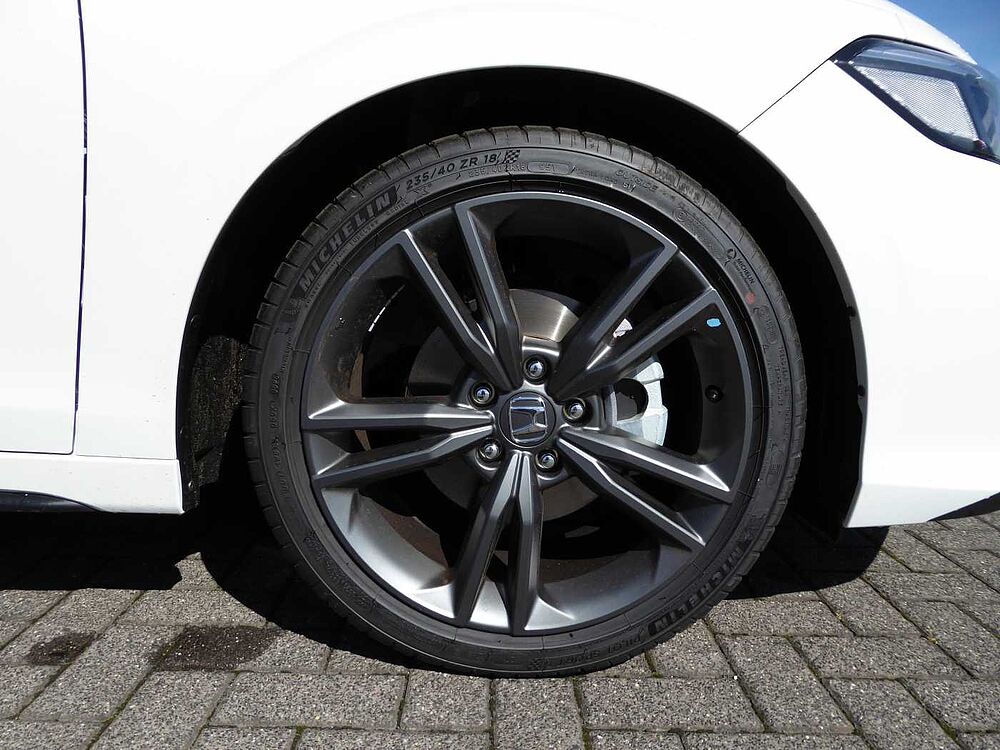 Honda Civic e: HEV 2.0 i-MMD Hybrid Sport / AHK