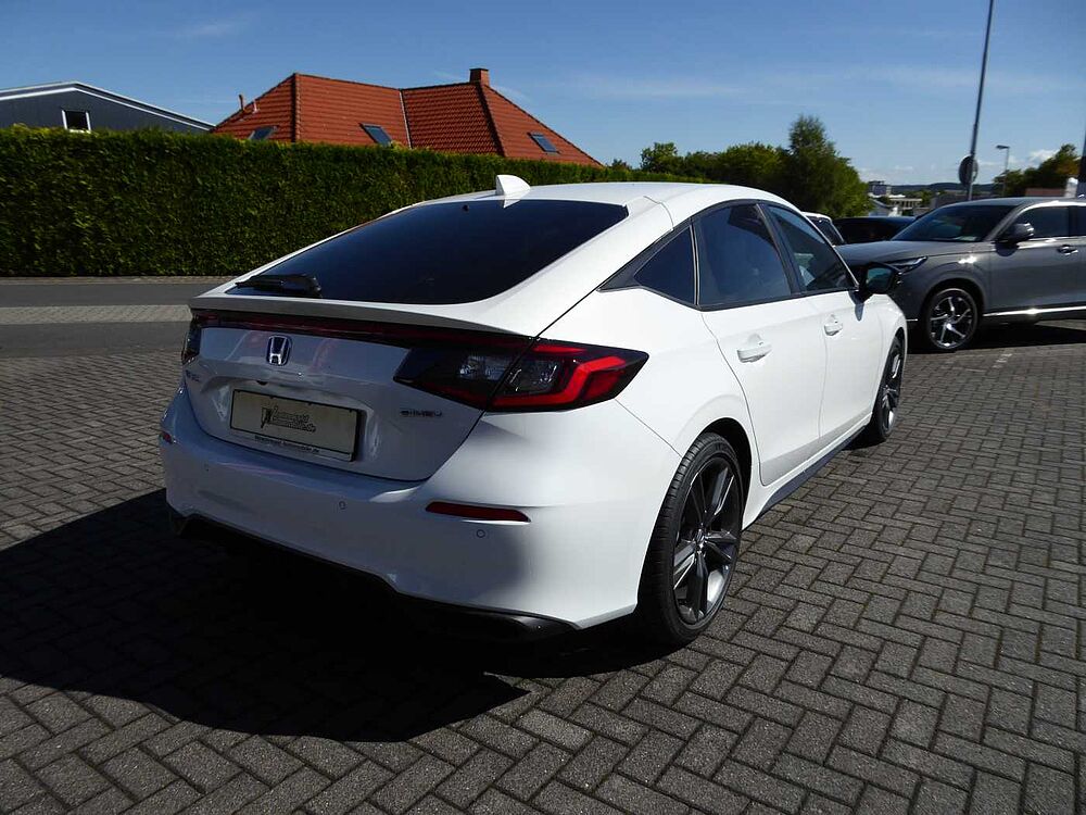 Honda Civic e: HEV 2.0 i-MMD Hybrid Sport / AHK