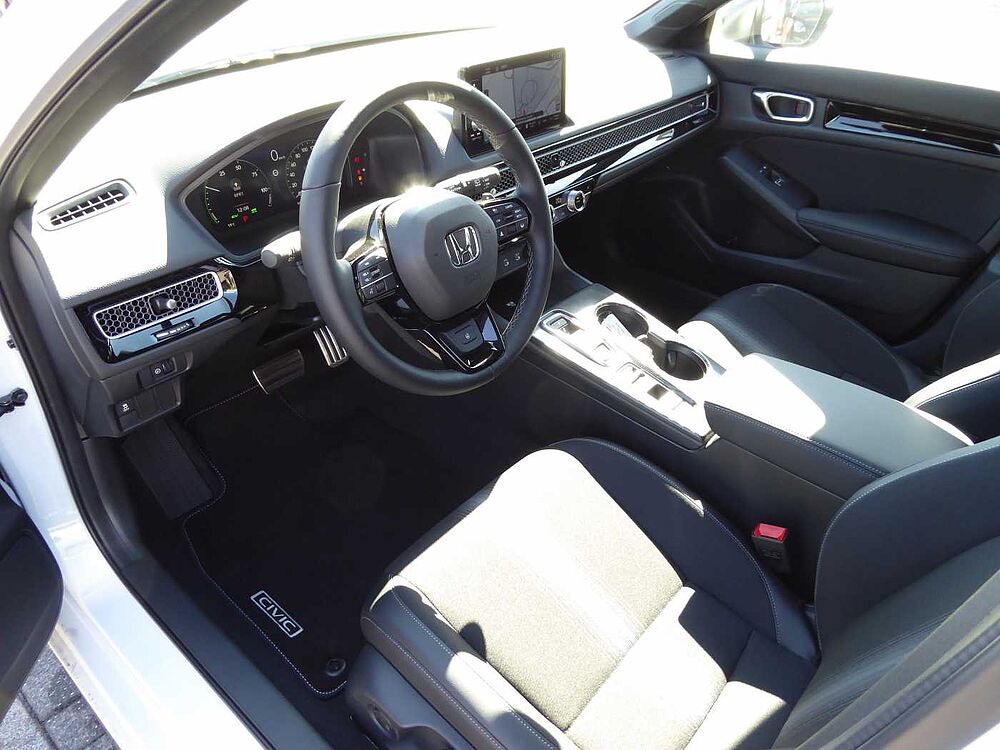 Honda Civic e: HEV 2.0 i-MMD Hybrid Sport / AHK