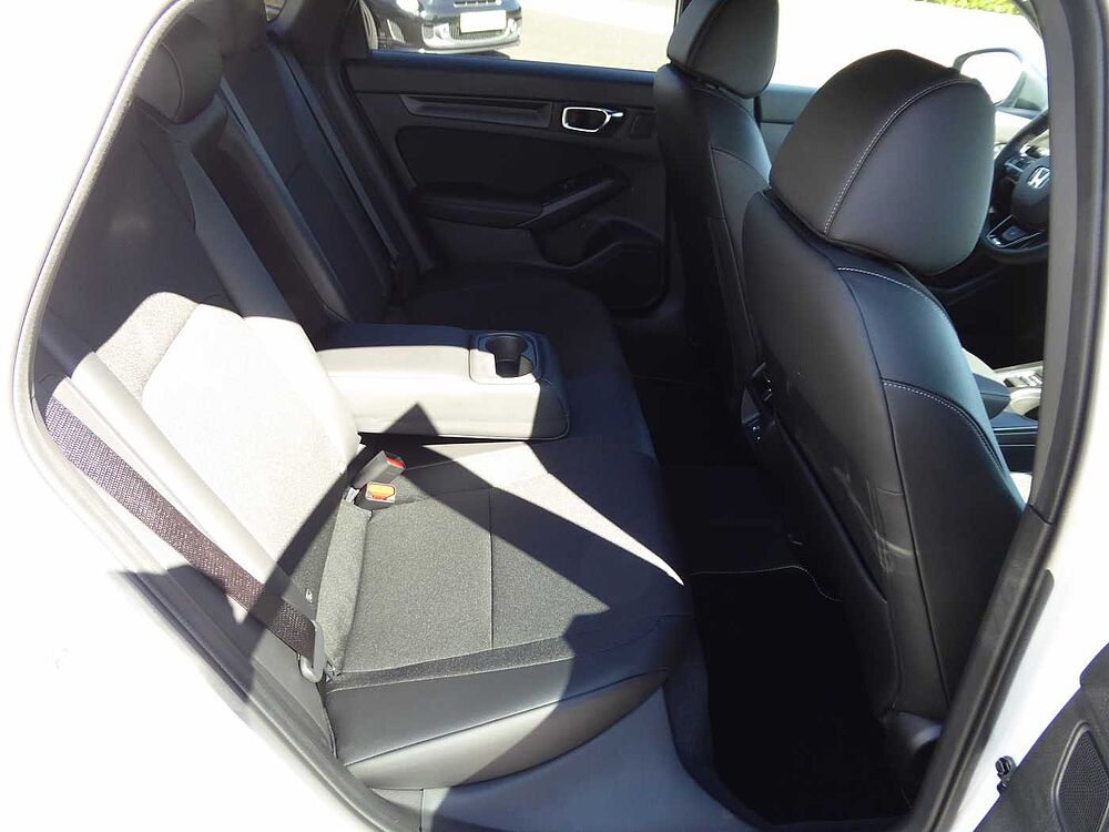 Honda Civic e: HEV 2.0 i-MMD Hybrid Sport / AHK