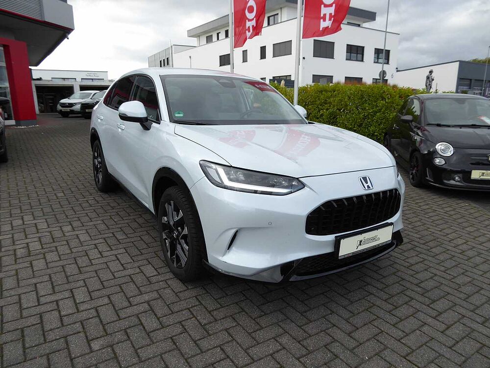 Honda ZR-V Hybrid e: HEV 2.0 i-MMD Advance / 1. Hand