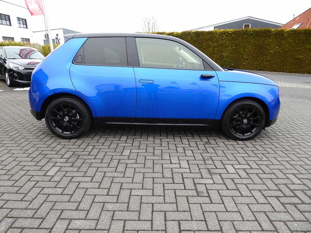 Honda e Base / 1. Hand / Scheckheft-gepflegt