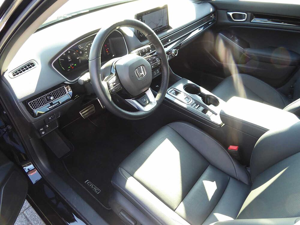 Honda Civic e: HEV 2.0 i-MMD Hybrid Advance