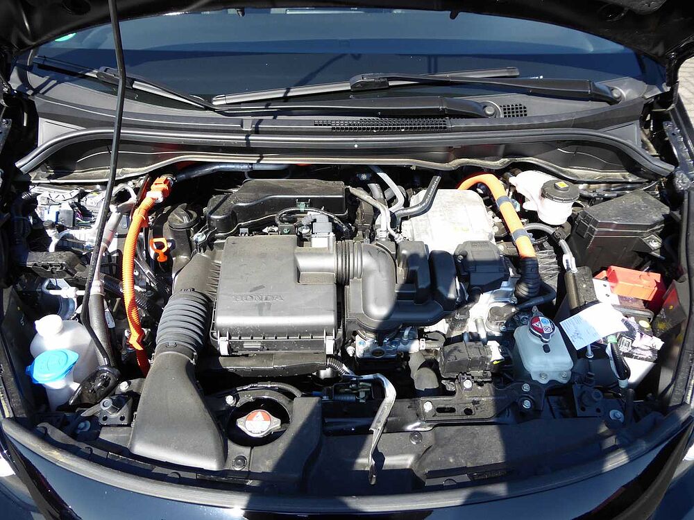 Honda Jazz Hybrid e: HEV 1.5 i-MMD Advance / Wartung inkl. !! !