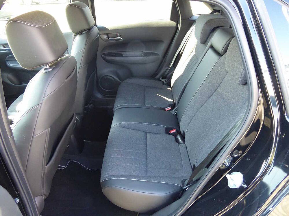 Honda Jazz Hybrid e: HEV 1.5 i-MMD Advance / Wartung inkl. !! !
