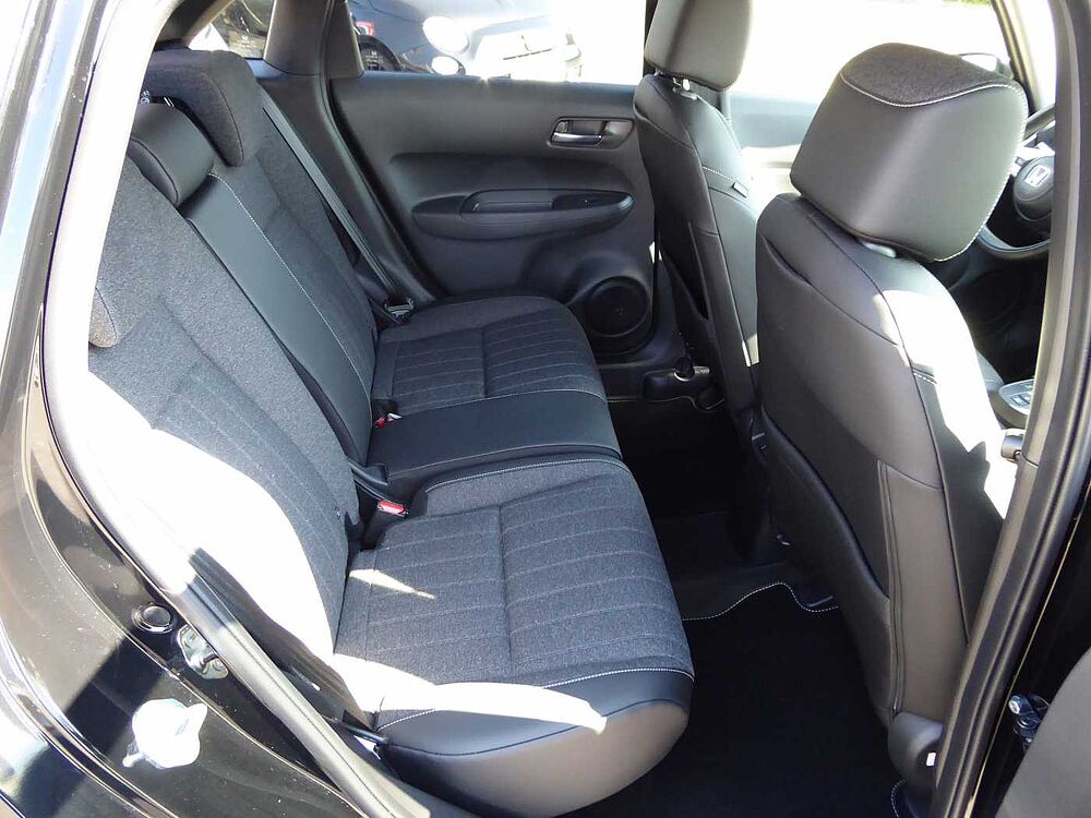 Honda Jazz Hybrid e: HEV 1.5 i-MMD Advance / Wartung inkl. !! !