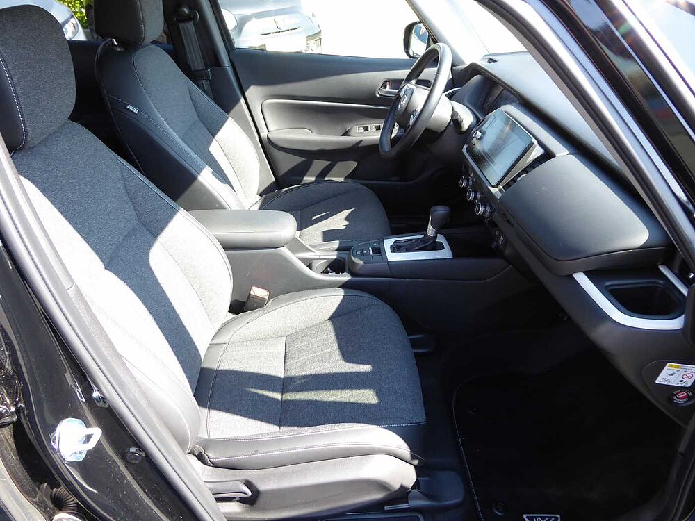 Honda Jazz Hybrid e: HEV 1.5 i-MMD Advance / Wartung inkl. !! !