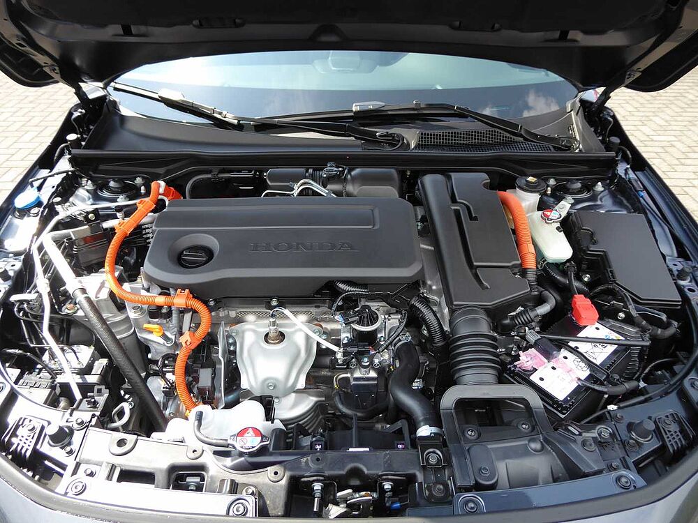 Honda Civic e: HEV 2.0 i-MMD Hybrid Sport