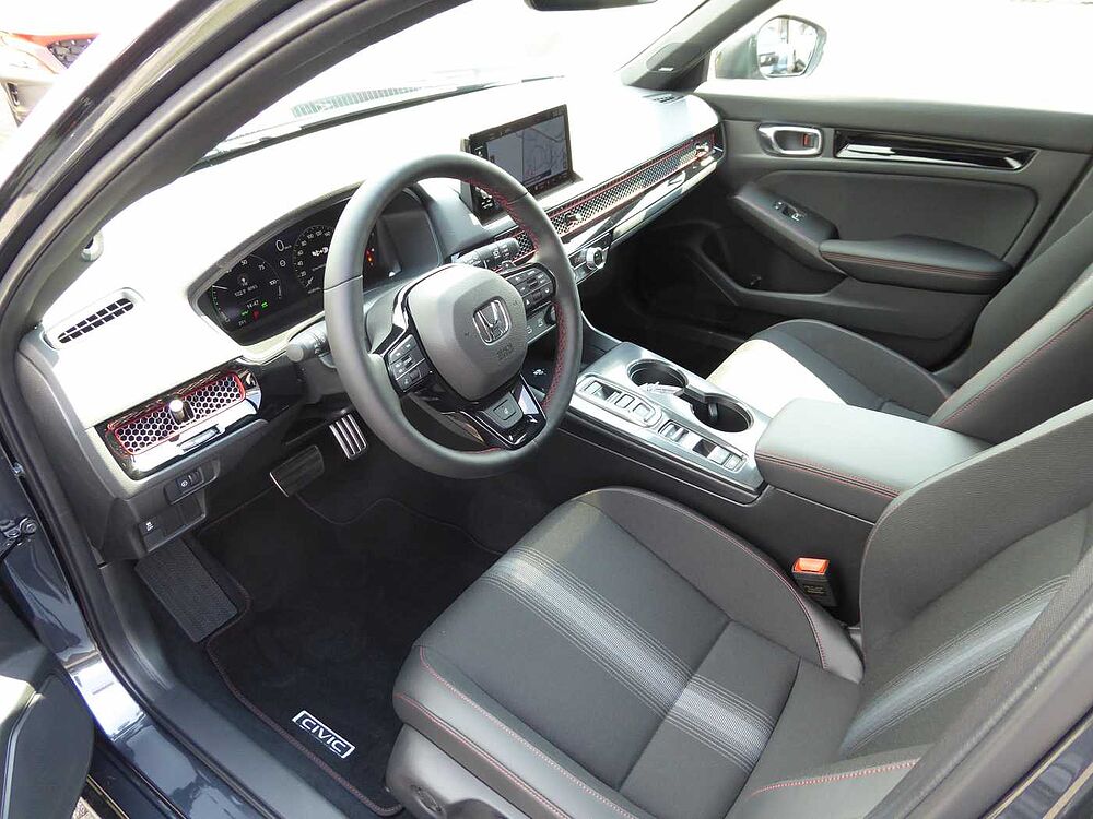 Honda Civic e: HEV 2.0 i-MMD Hybrid Sport