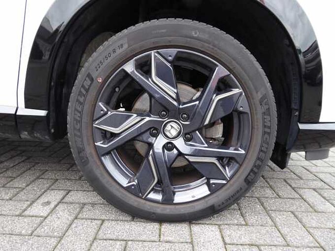 Honda HR-V Hybrid e:HEV 1.5 i-MMD Advance / Ilmenite-P. / HR1813