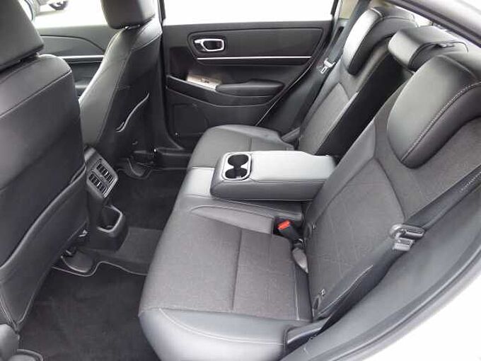 Honda HR-V Hybrid e:HEV 1.5 i-MMD Advance / Ilmenite-P. / HR1813