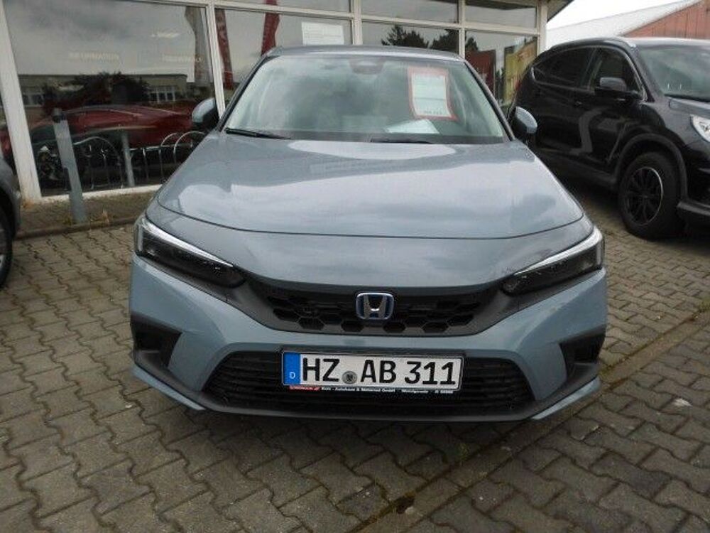 Honda Civic e: HEV Elegance