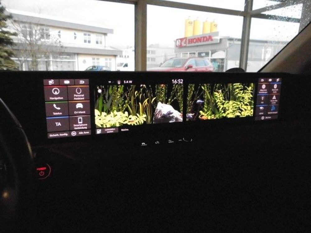 Honda e 100kW 1.Hd. 8-fach Reifen, NAVI, Kamera 360°