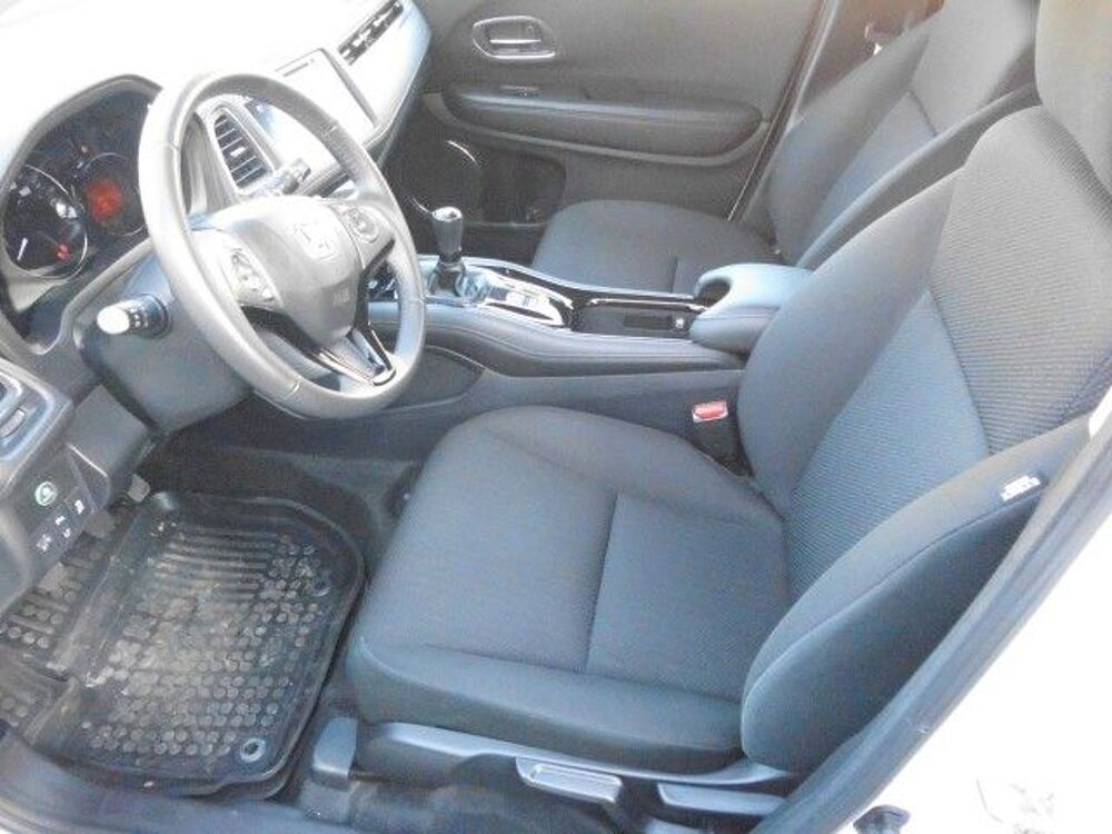 Honda HR-V 1.5i VTEC Elegance 1.Hd SHZ Wi+So. RäderPDC