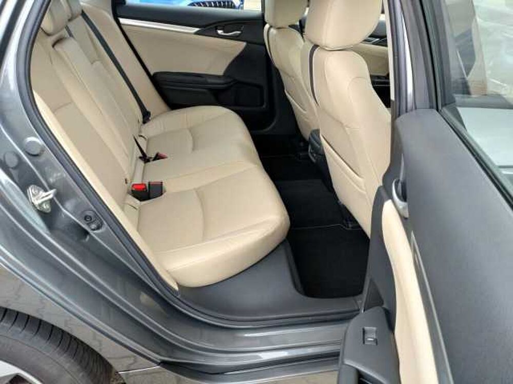 Honda Civic Limous. 1.5i Executive Leder Navi LED PDC