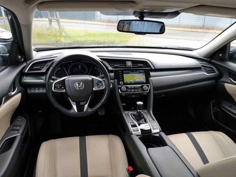 Honda Civic Limous. 1.5i Executive Leder Navi LED PDC