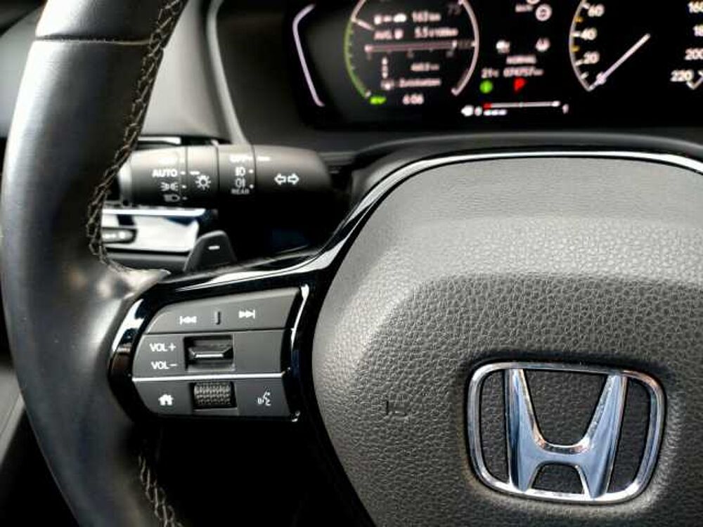 Honda Civic 2.0 e: HEV Sport LED Kam Navi Induktionslad