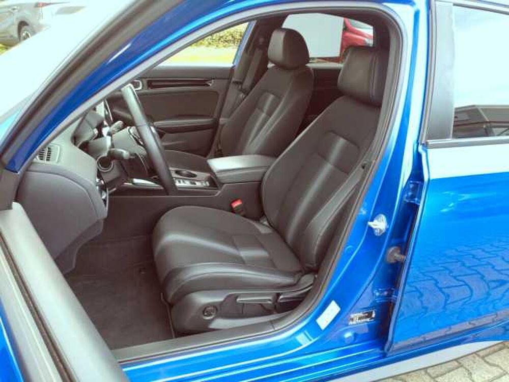 Honda Civic 2.0 e: HEV Sport LED Kam Navi Induktionslad