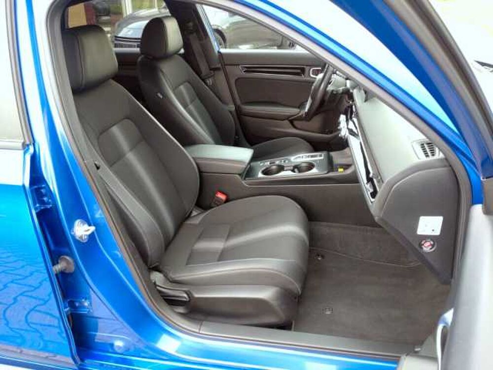 Honda Civic 2.0 e: HEV Sport LED Kam Navi Induktionslad
