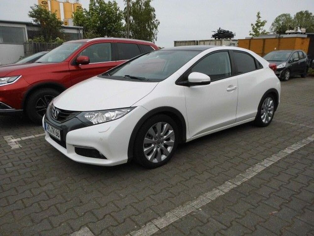 Honda Civic 1.8 i Executive Wi+SoRäder Leder gepflegt