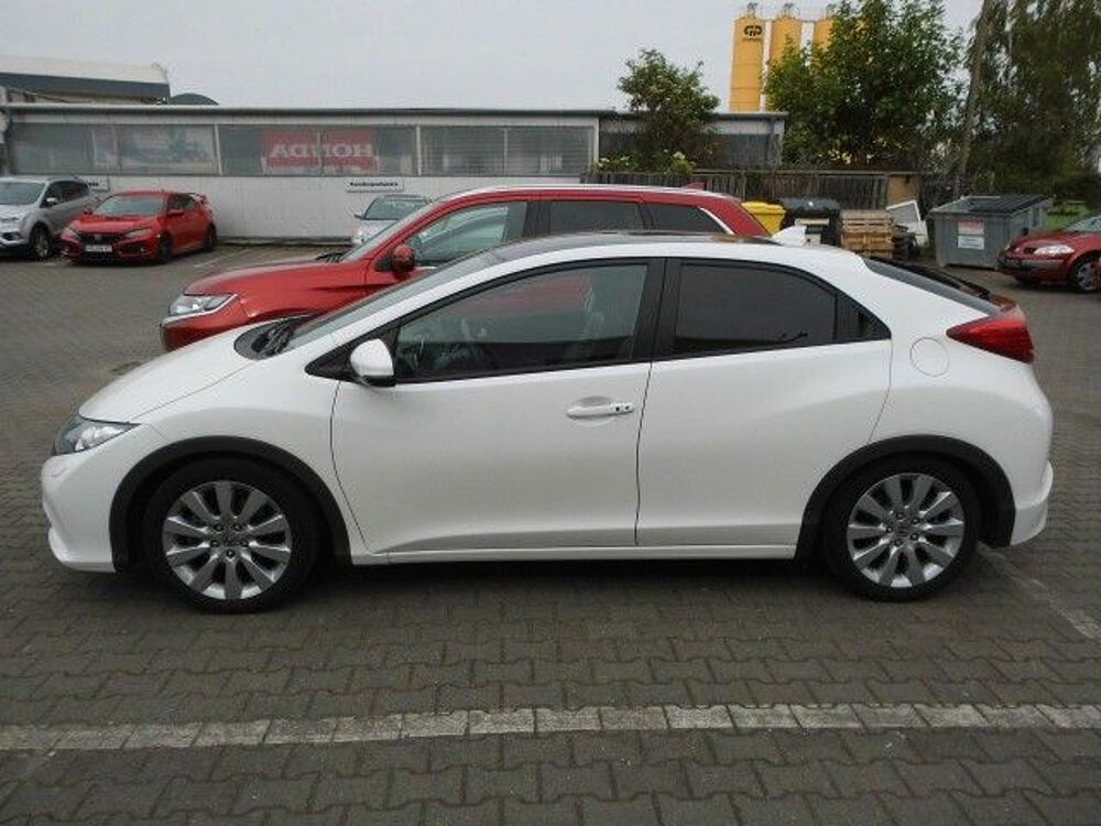 Honda Civic 1.8 i Executive Wi+SoRäder Leder gepflegt