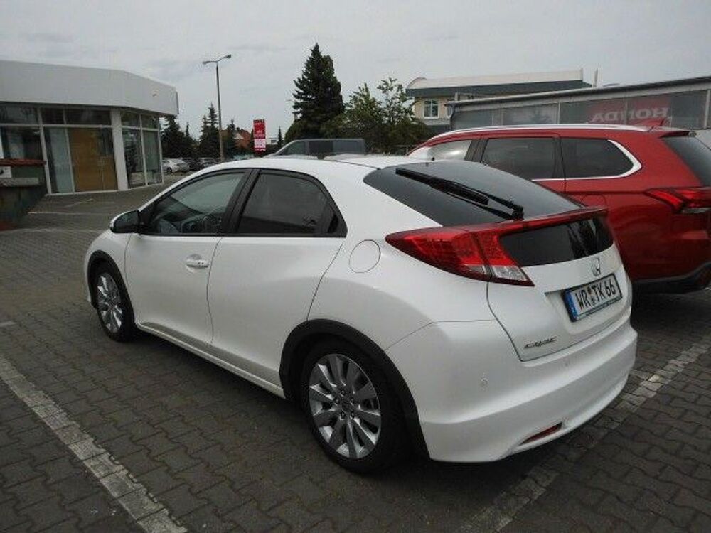 Honda Civic 1.8 i Executive Wi+SoRäder Leder gepflegt