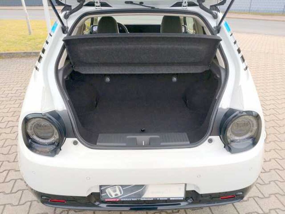 Honda e Top gepflegt 1.Hand So+Wi-Räder a. Alu Navi. ..