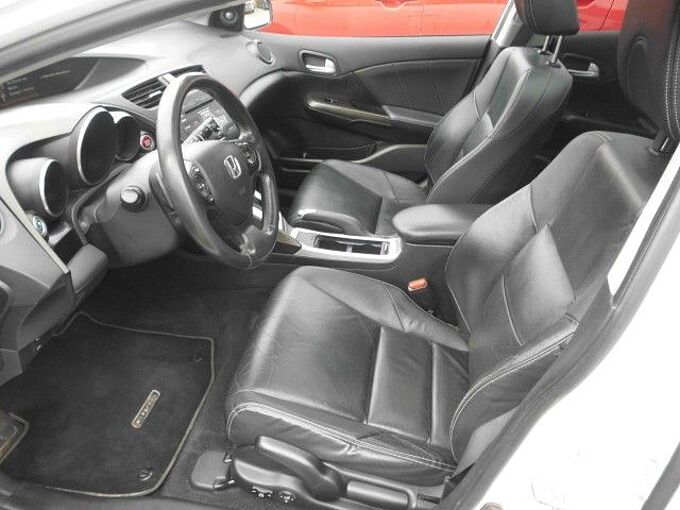 Honda Civic 1.8 i Executive Wi+SoRäder Leder gepflegt