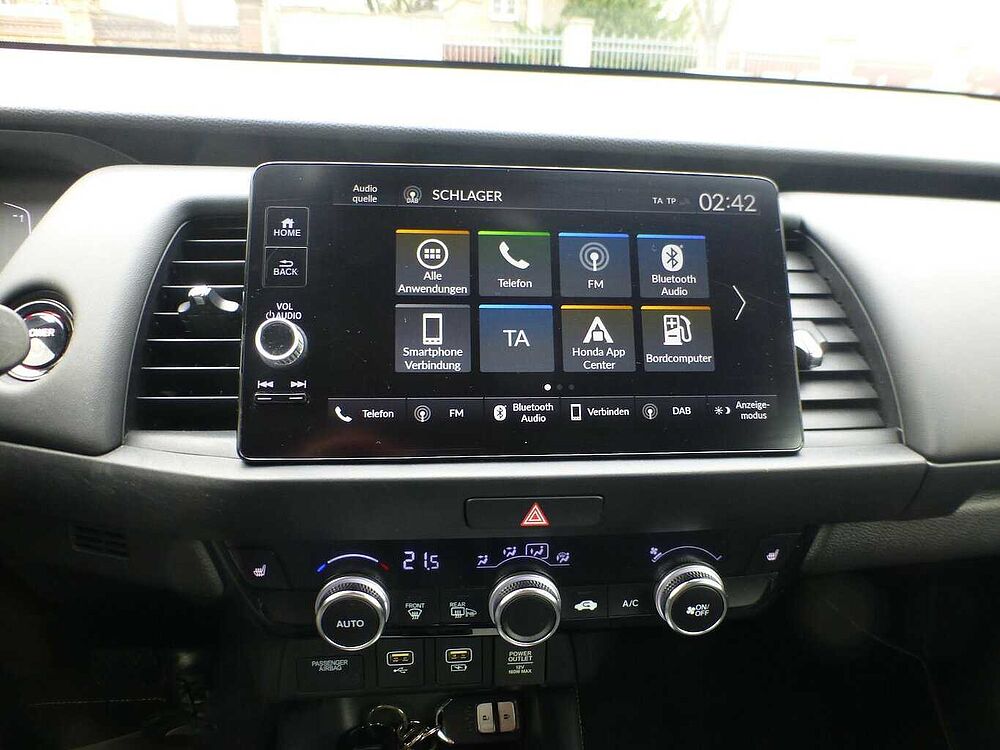 Honda Jazz 1,5 i-MMD Hybrid e-CVT Elegance. .. Elegance