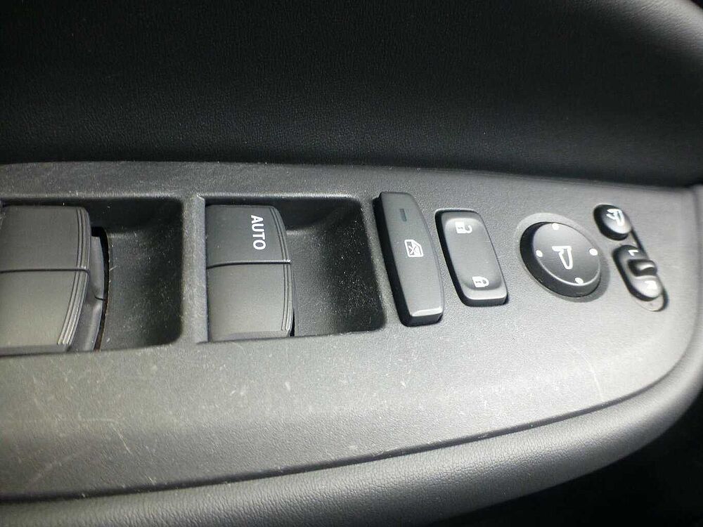 Honda Jazz 1,5 i-MMD Hybrid e-CVT Elegance. .. Elegance