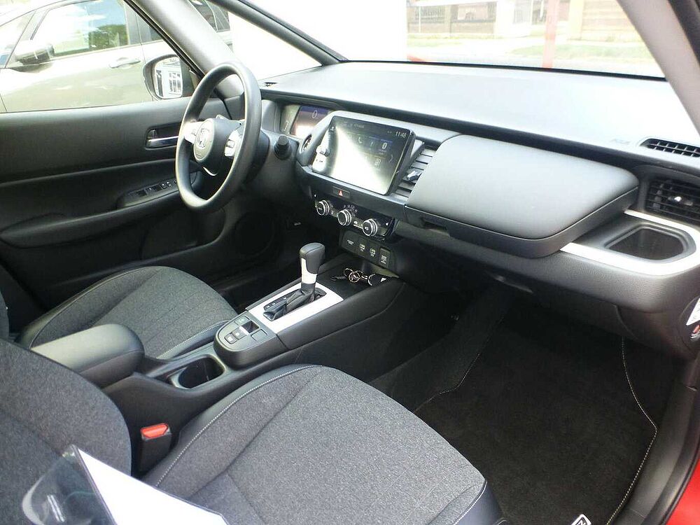 Honda Jazz 1,5 i-MMD Hybrid e-CVT Elegance. .. Elegance