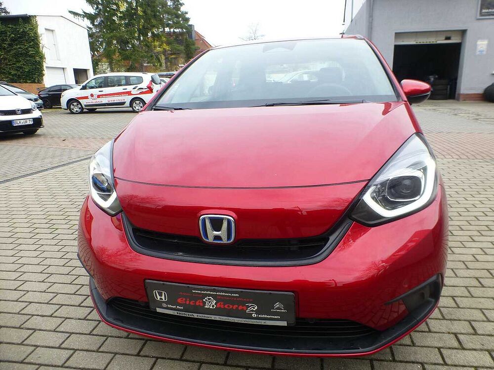 Honda Jazz 1,5 i-MMD Hybrid e-CVT Elegance. .. Elegance