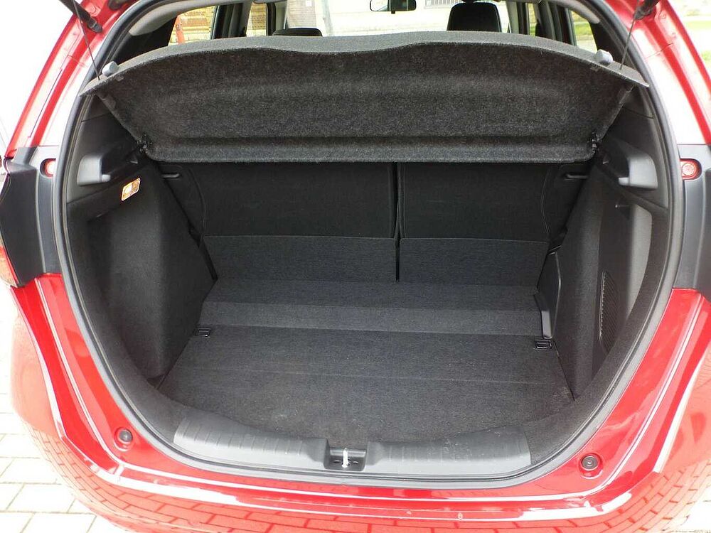 Honda Jazz 1,5 i-MMD Hybrid e-CVT Elegance. .. Elegance