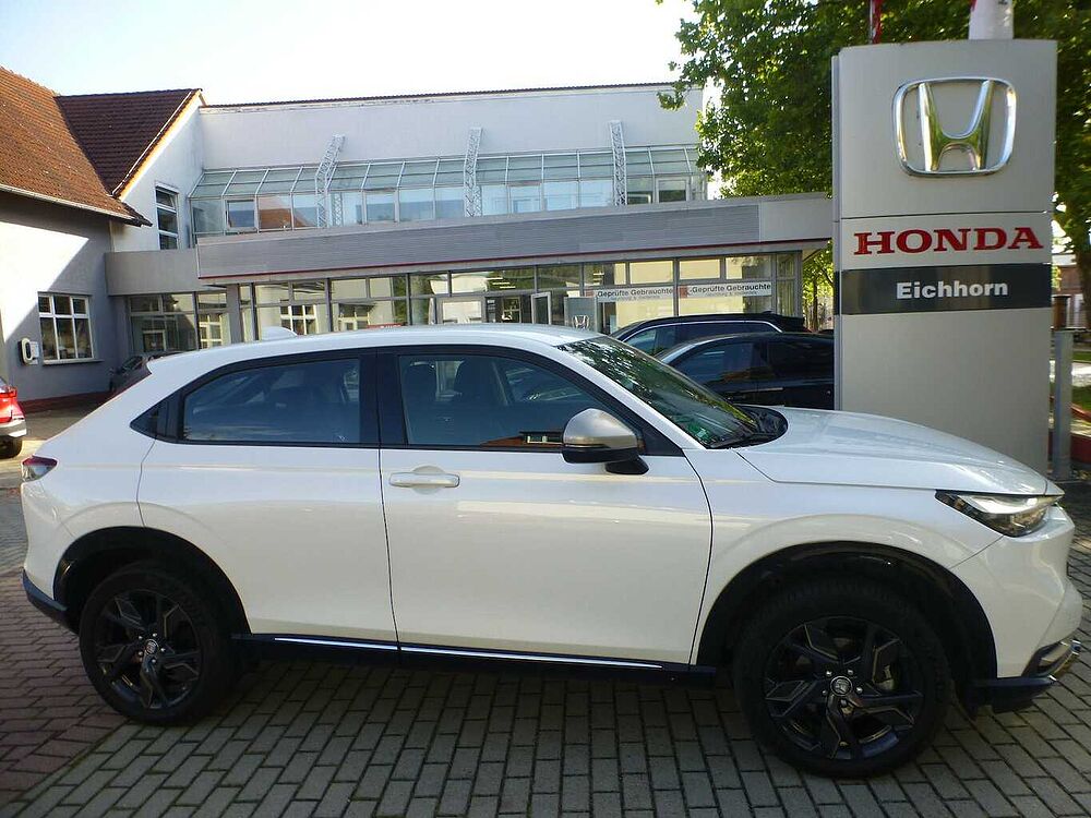 Honda HR-V e: HEV 1,5 i-MMD Hybrid Adv. Titanium-Paket. .. Advance