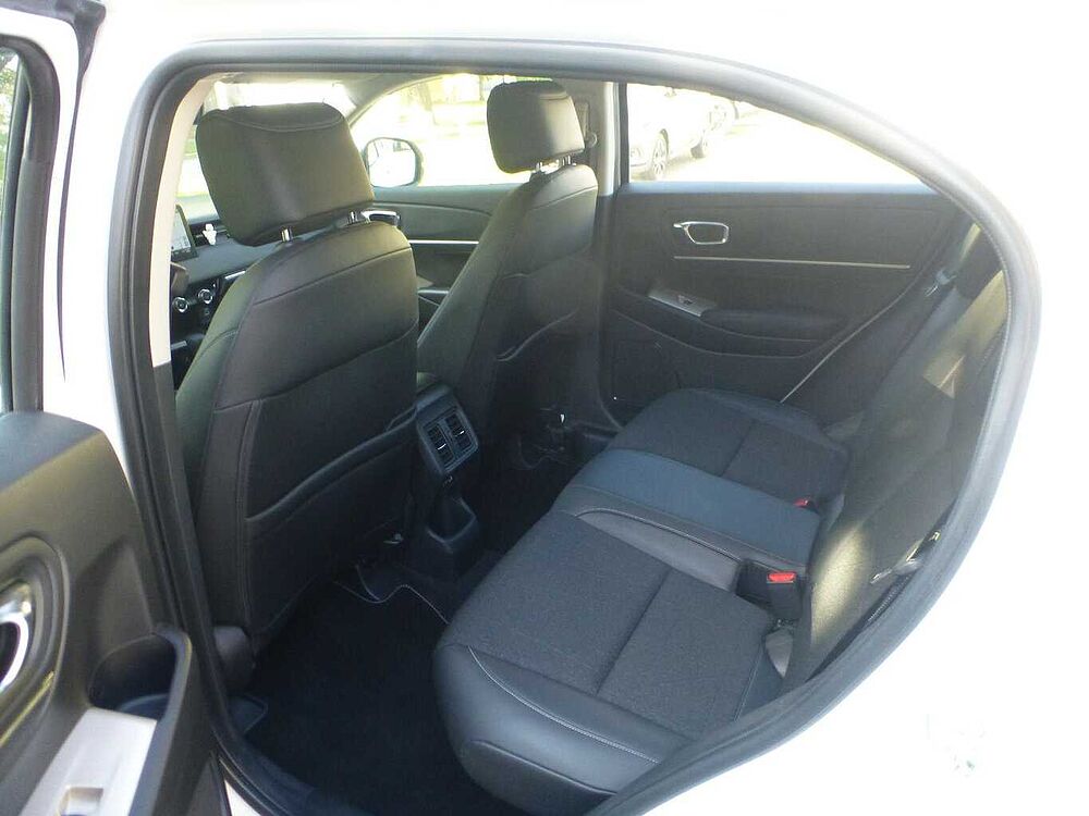 Honda HR-V e: HEV 1,5 i-MMD Hybrid Adv. Titanium-Paket. .. Advance