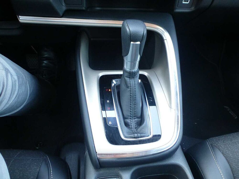 Honda HR-V e: HEV 1,5 i-MMD Hybrid Adv. Titanium-Paket. .. Advance