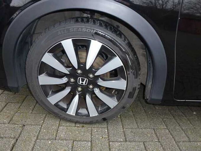 Honda Civic 1,8 i-VTEC Sport Kamera Winterpaket...