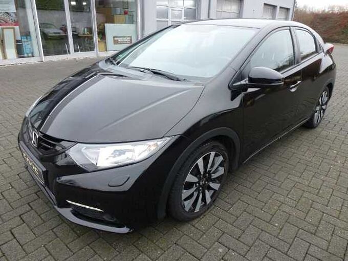 Honda Civic 1,8 i-VTEC Sport Kamera Winterpaket...