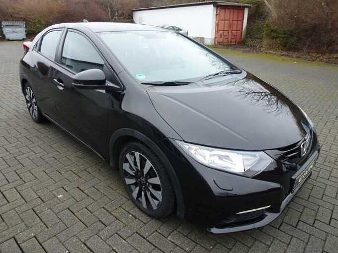 Honda Civic 1,8 i-VTEC Sport Kamera Winterpaket...