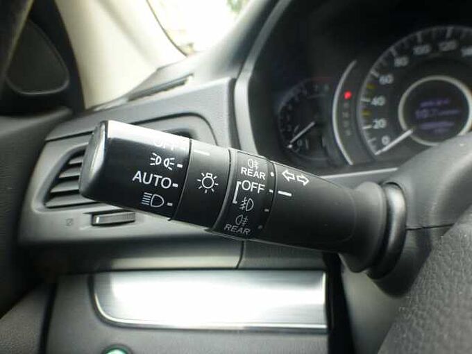 Honda CR-V 2,0i Lifestyle Automatik 4-WD Klima. NAVI...