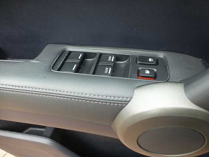 Honda CR-V 2,0i Elegance Allrad wenig km...
