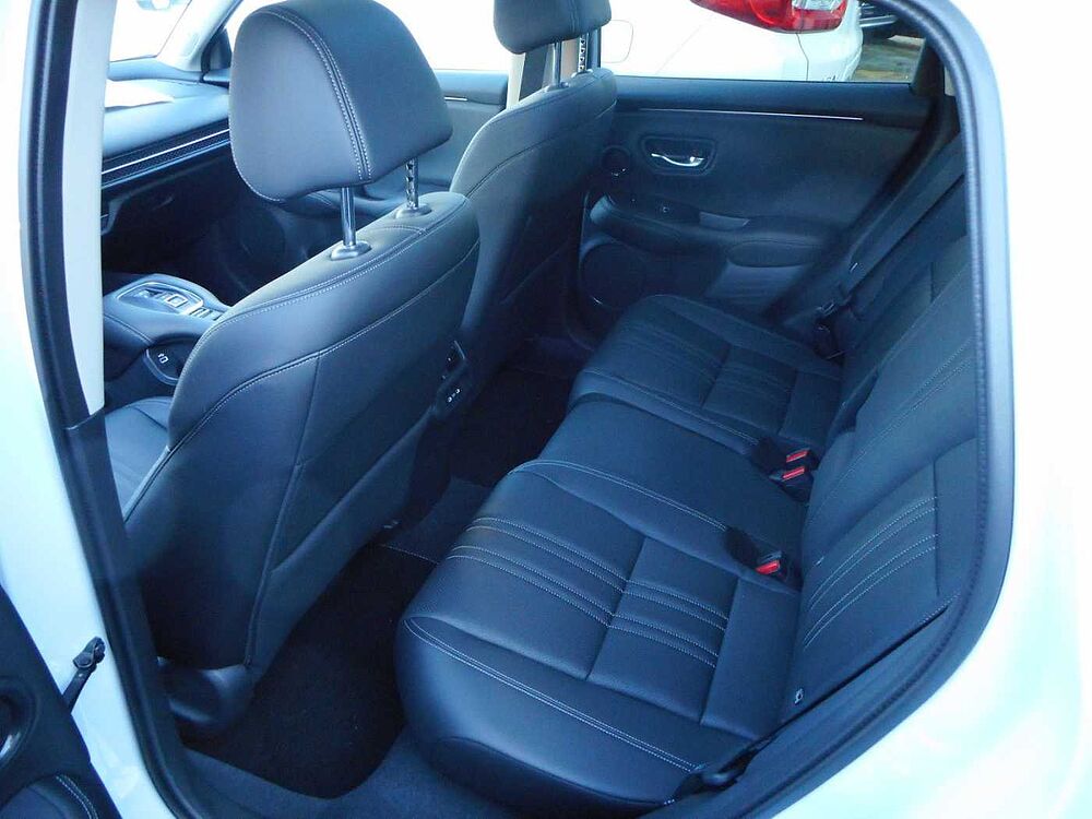 Honda ZR-V e: HEV Advance