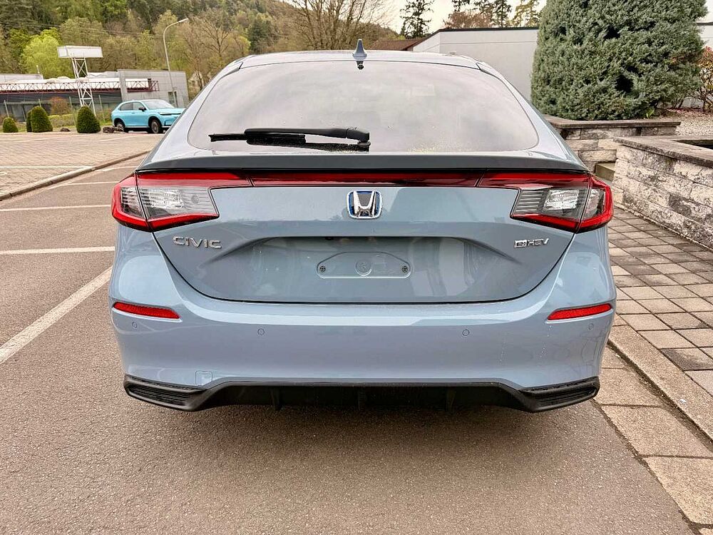 Honda Civic 2.0 e: HEV Sport