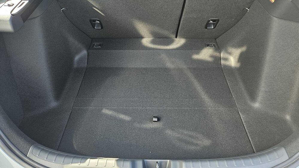 Honda Civic e: HEV 2.0 i-MMD Hybrid Elegance