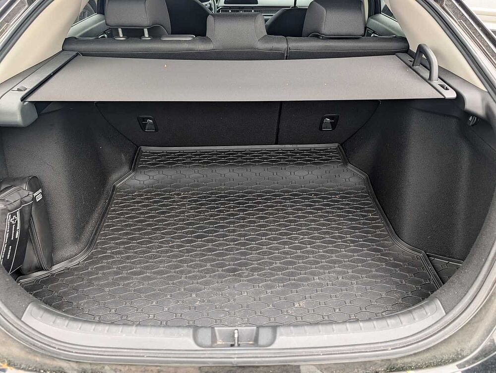 Honda Civic e: HEV 2.0 i-MMD Hybrid Elegance
